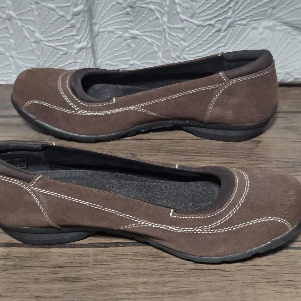 New Skechers Relaxed Fit Career-Girl Friday Shoes Womens 11 Brown Suede 48999